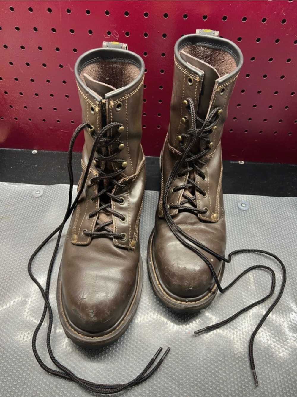 Carolina CA7550 Men’s Leather Steel Toe Work Boots EH Brown Size 9.5D